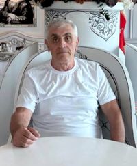 Авшарян Размик Файкович - художник и руководитель Клуба армянской культуры в г. Каменске-Уральском.jpg