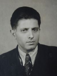 Николай ОГАНДЖАНОВ.jpg