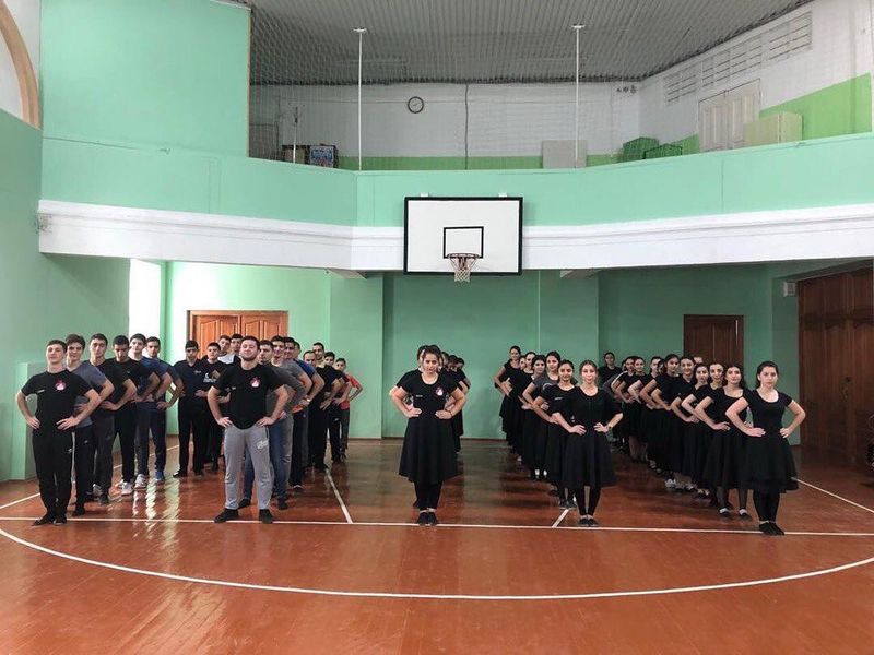 Файл:Ансамбль «Ани-Армения» (Екатеринбург) 1.jpg