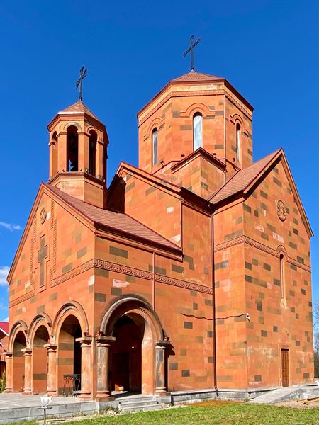 Файл:Церковь Сурб Геворг (Ярославль) экстерьер.jpg