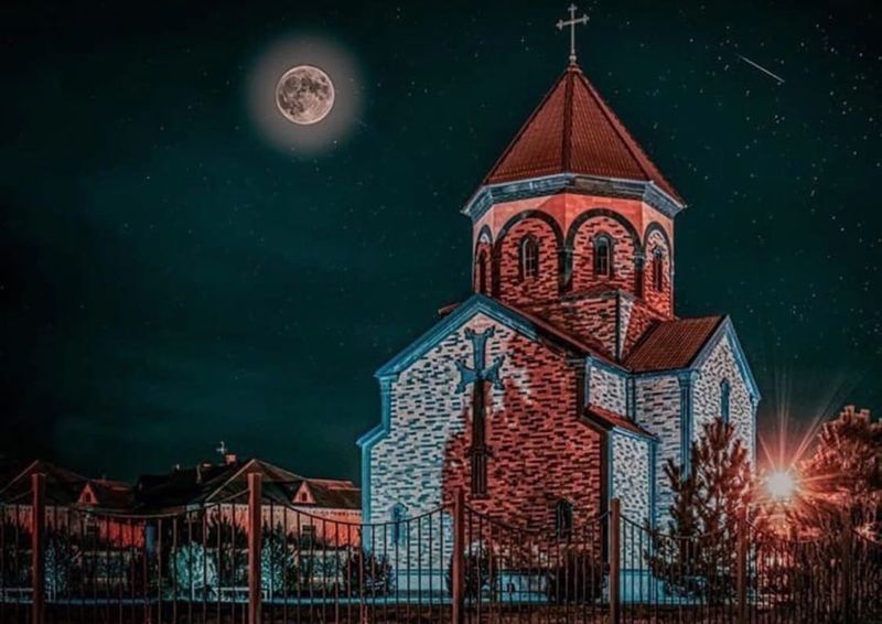 Файл:Церковь Сурб Хач, Будённовск.jpg