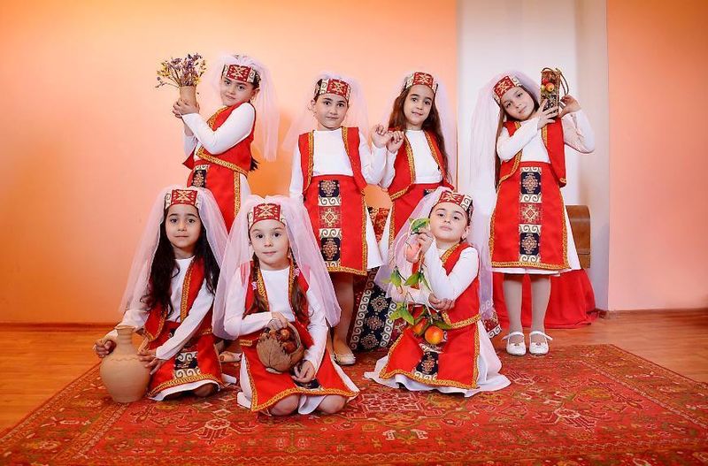 Файл:Танцевальный ансамбль «Киликия» (Владимир) 2.jpg