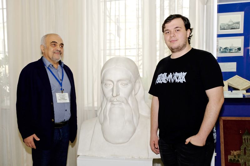 Файл:DSCF5513Конференция 240 летия Нахичевани.jpg