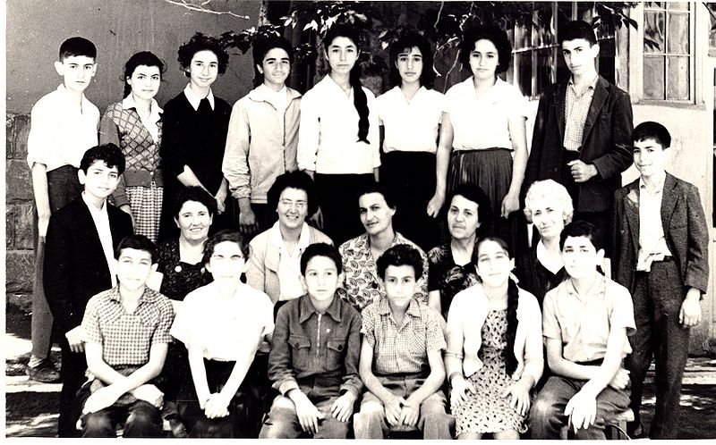 Файл:Со школьниками.1962г.jpg
