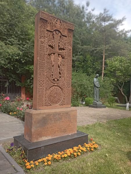 Файл:Часовня Сурб Геворг (Ясенево)1.jpg