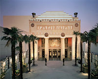 AlexTheatre Forecourt 01.jpg