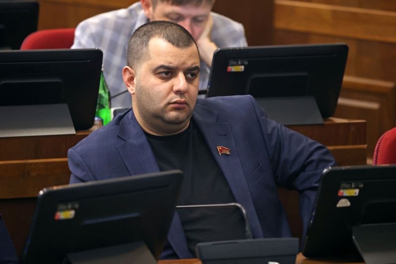 Файл:Председатель общины Эдгар Оганесян.jpg
